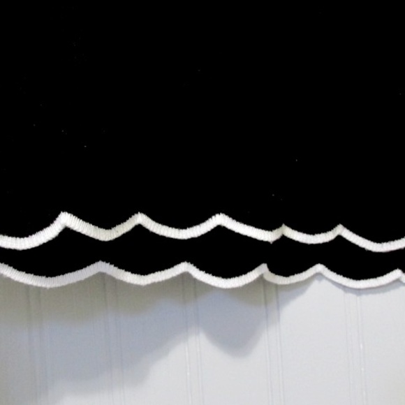 Black Knit Sweater with Scalloped White Edging, Size M - Picture 3 of 5